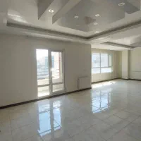 ۱۲۰متر/فول امکانات/تک واحدی/غرق در آفتاب/کوچه عریض