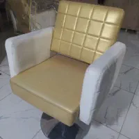 فروش دو عدد صندلی ارایشگاهی