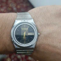 اکبنداصلی|ساعت|اسلام‌شهر, ایرین|دیوار