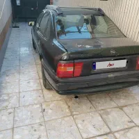 اُپل وکترا 1993