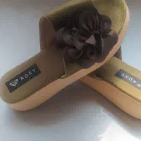 دمپایی روفرشی