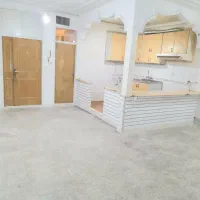 اجاره طبقه همکف 85متری در(طالقانی10)
