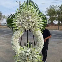 روقبری تاج گل