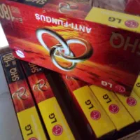 نوار کاست ویدئو خام و فلاپی دیسک خام