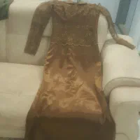 لباس مجلسی|لباس|مشهد, تربیت (صدف)|دیوار