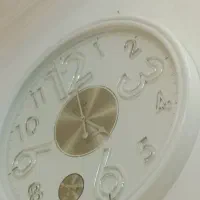 ساعت دیواری