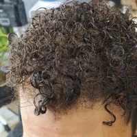 پیرایش مردانه فر ۶ماه و کراتینه مو پاکسازی پوست|خدمات آرایشگری و زیبایی|کاشان, ولیعصر|دیوار