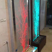 آبنماشیشه ای پرتابل.