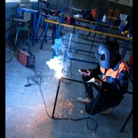 خدمات فنی تاسیساتخدمات جوشکاری  لوله کشی پنج لایه