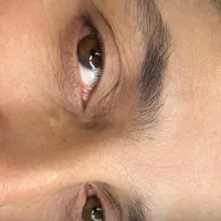 میکروبلیدینگ ابرو قرینه سازی آرایش دائم چشم و لب