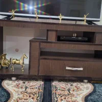 میز تلویزیون در حد نو