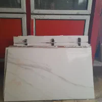 پارکت چوبی  متری 400 و کاشی در حد|مصالح و تجهیزات ساختمان|اردبیل, |دیوار