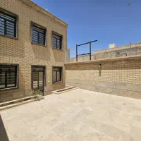 خانه همکف اول انتهای چکبر امیرکبیر