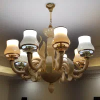 لوستر ۸ شاخه