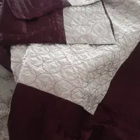 دو عدد روتختی ترک و یک عدد پرده