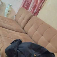 مبل ۷نفره بامیزوسط وشیشه روش به علت کمبودجا