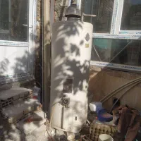 آبگرمکن ایستاده