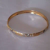 انواع طلا نو ۳۰۰ هزار بالای تابلو .سایز یک ۲۲ کرم|جواهرات|خرمآباد, |دیوار