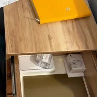 میز و صندلی و آینه قدی چراغ دار|آرایشگاه و سالنهای زیبایی|ابهر, |دیوار