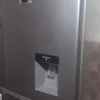 یخچال سالم. بدون پوسیدگی