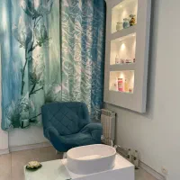 اجاره صندلی و اتاق در سالن زیبایی