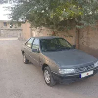 پژو۸۹ کارمندی کم کارکرد