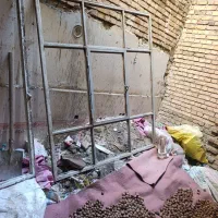 در وپنجره سالم وفلزی سنگین|مصالح و تجهیزات ساختمان|ارومیه, |دیوار