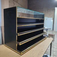 میز ویترین چوبی پوشاک لباس دخل پاچال قفسه mdf طبقه|فروشگاه و مغازه|شیراز, بعثت|دیوار