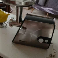 چرخ گوشت زیبا و نو