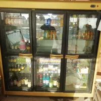 یخچال ویترینی تمیز|یخچال و فریزر|سبزوار, قصبه شرقی|دیوار