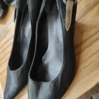 کفش پاشنه دار و نیم بوت|کیف، کفش، کمربند|بروجرد, |دیوار