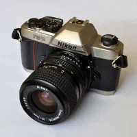 دو عدد دوربین اورجینال نیکون nikon fm10 با جعبه