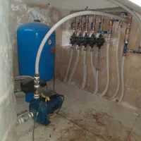 شاگرد وردست لوله کش