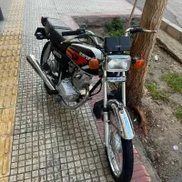یک دستگاه موتور دلتا 125 استارتی 5 دنده فنی سالم