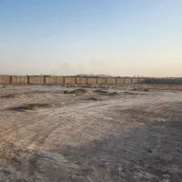 زمین-چهار-دیواری