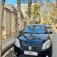رنو ساندرو