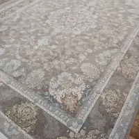 فرش ۱۲۰۰شانه رنگ سیلور طرح اناشید