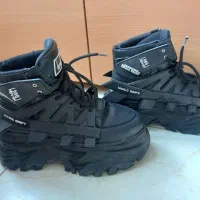 بوت و نیم بوت|کیف، کفش، کمربند|ابهر, |دیوار