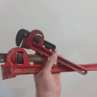 آچر شلاقی لوله گیر