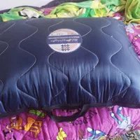 تشک پتو بالش مسافرتی نو هست