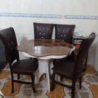 میز غذاخوری