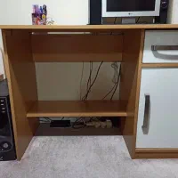 میز تحریر و کامپیوتر ام دی اف