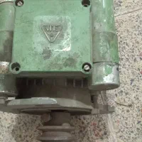 الکترو موتور و گیربکس..