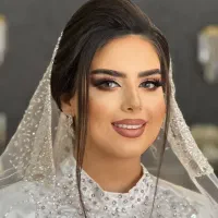 آموزش و خدمات میکاپ و شینیون و ناخن و اصلاح و...|خدمات آرایشگری و زیبایی|مشهد, نوید|دیوار