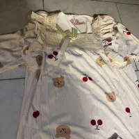 یک عدد لباس بسیار زیبا فری سایز