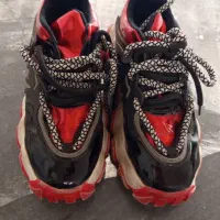 کفش|کیف، کفش، کمربند|سقز, |دیوار