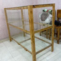 چند عدد وسایل مغازه به فروش می‌رسد