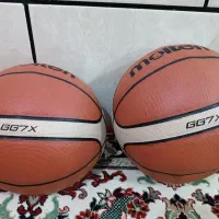 دو توپ بسکتبال سالم نو