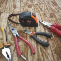 (انبرها ۵۰۰ت )ومتر ۳ متری ،خارجی قیمت ۴۰۰تومن