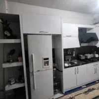 اپارتمان۸۵متری طبقه اول توس۹۱و۹۳حاشیه خیابان اصلی